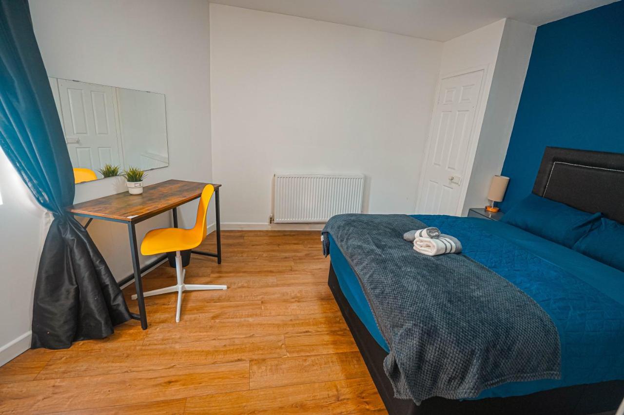 Private And Spacious 2 Bedroom House - Free Parking! Κάρντιφ Εξωτερικό φωτογραφία